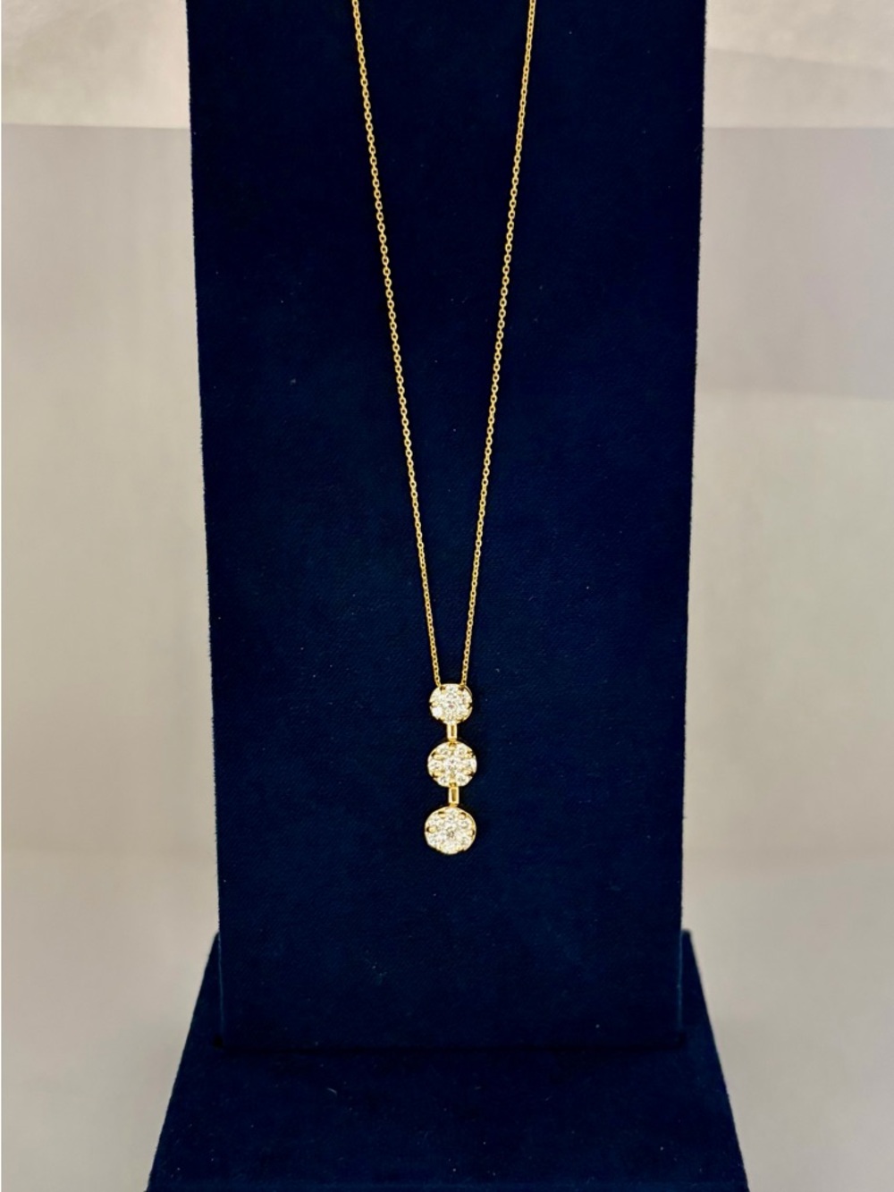 14 Karat Golf Natural Diamond Pendant
